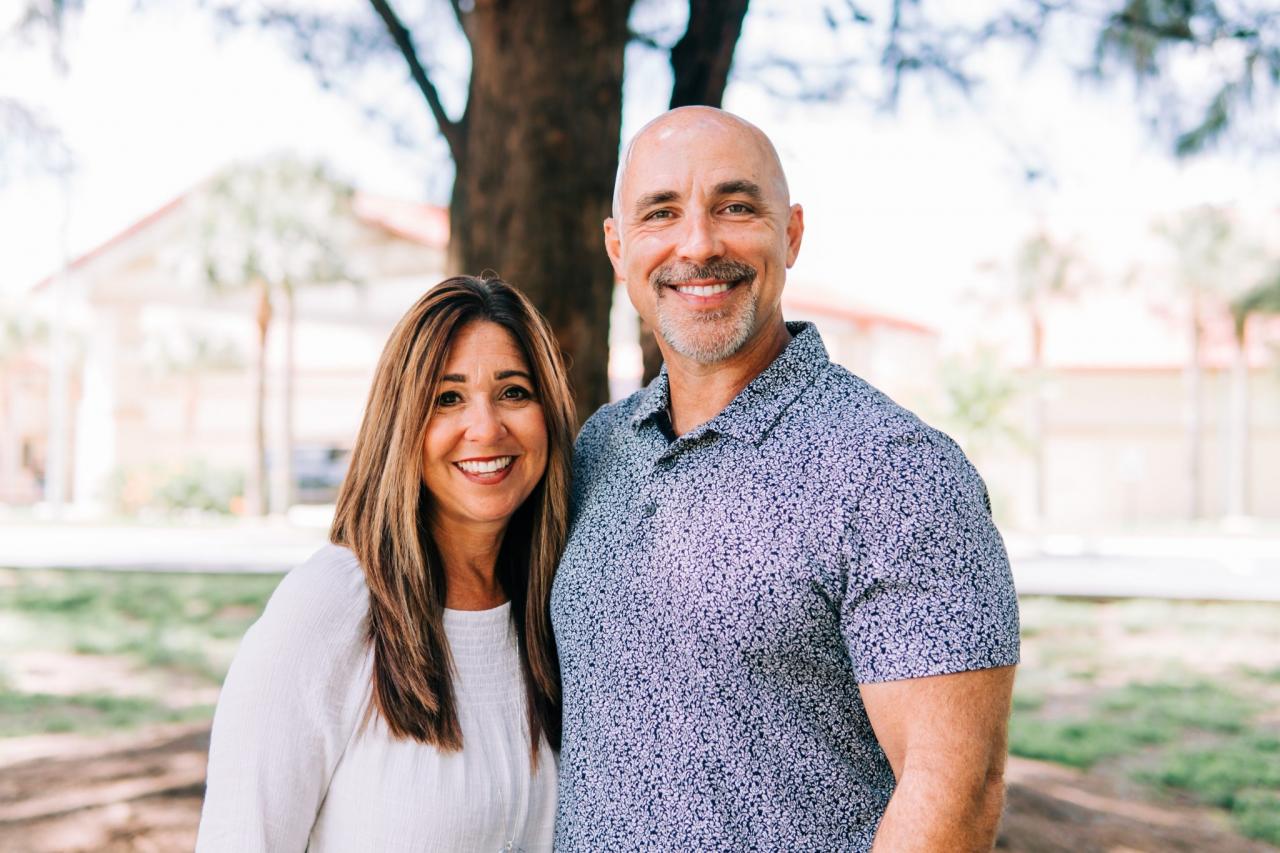 PASTOR DAVID & DINA COMER