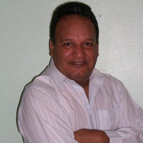 Frank Rodriguez Fundador y Pastor