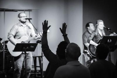 Worship at Ben Davis Christian Church in Indianapolis